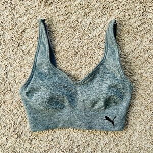 PUMA Seamless Sports Bra I Size Small I Heather Gray